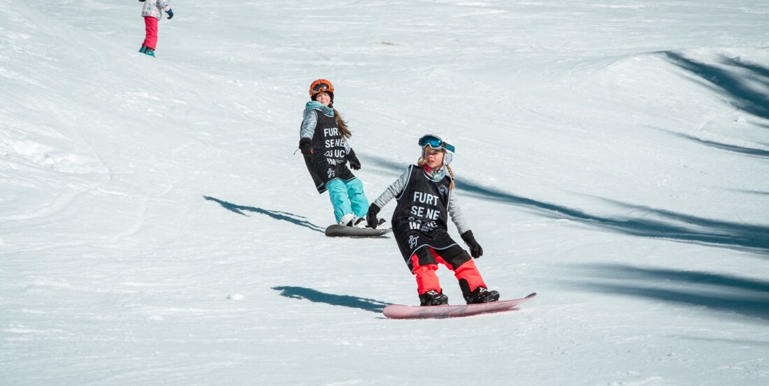 Snowboards and sags. Do you know what type of board and what flex is right for your child?