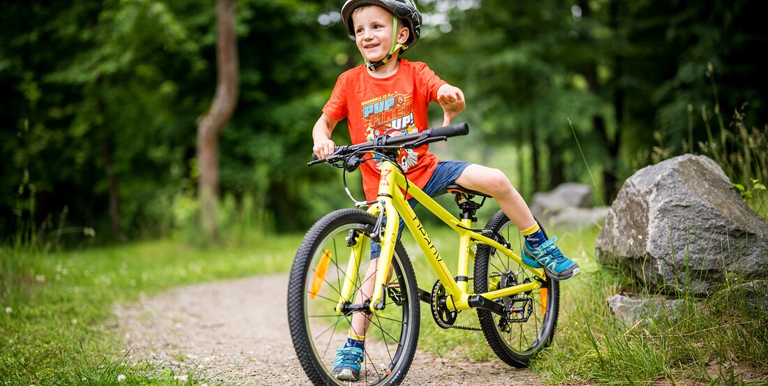 A bike as light as a schoolbag?